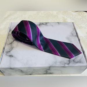 Le Chateau tie, striped burgundy, black and pink color. New without tag
